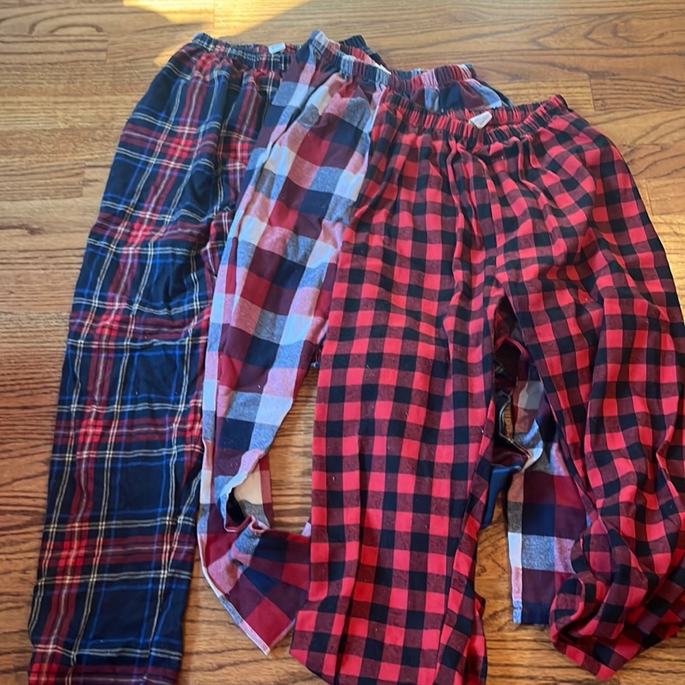 3 pack of plaid pajama pants